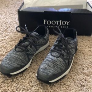 Women’s golf cleats